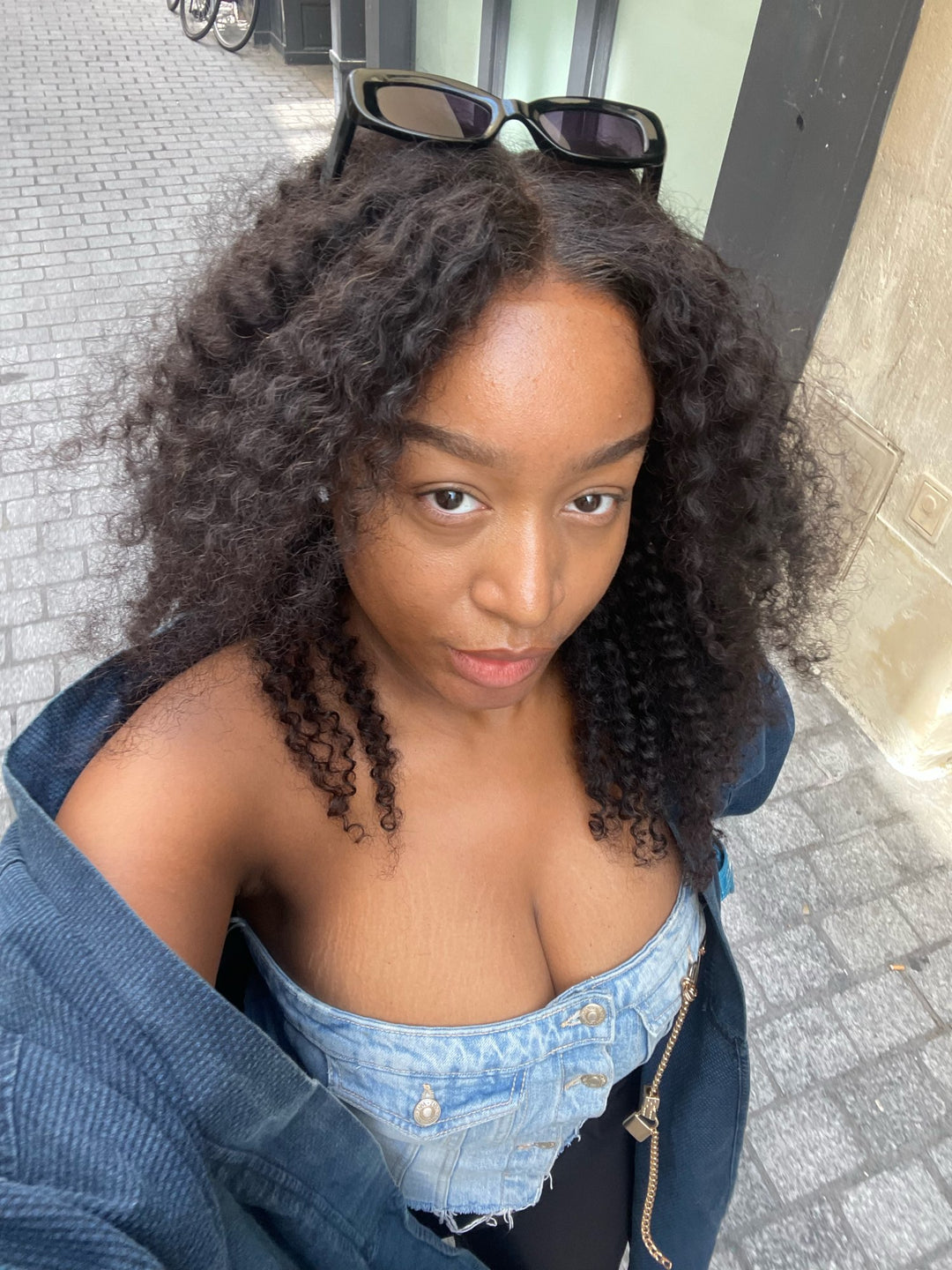 Wear and go kinky Curly
