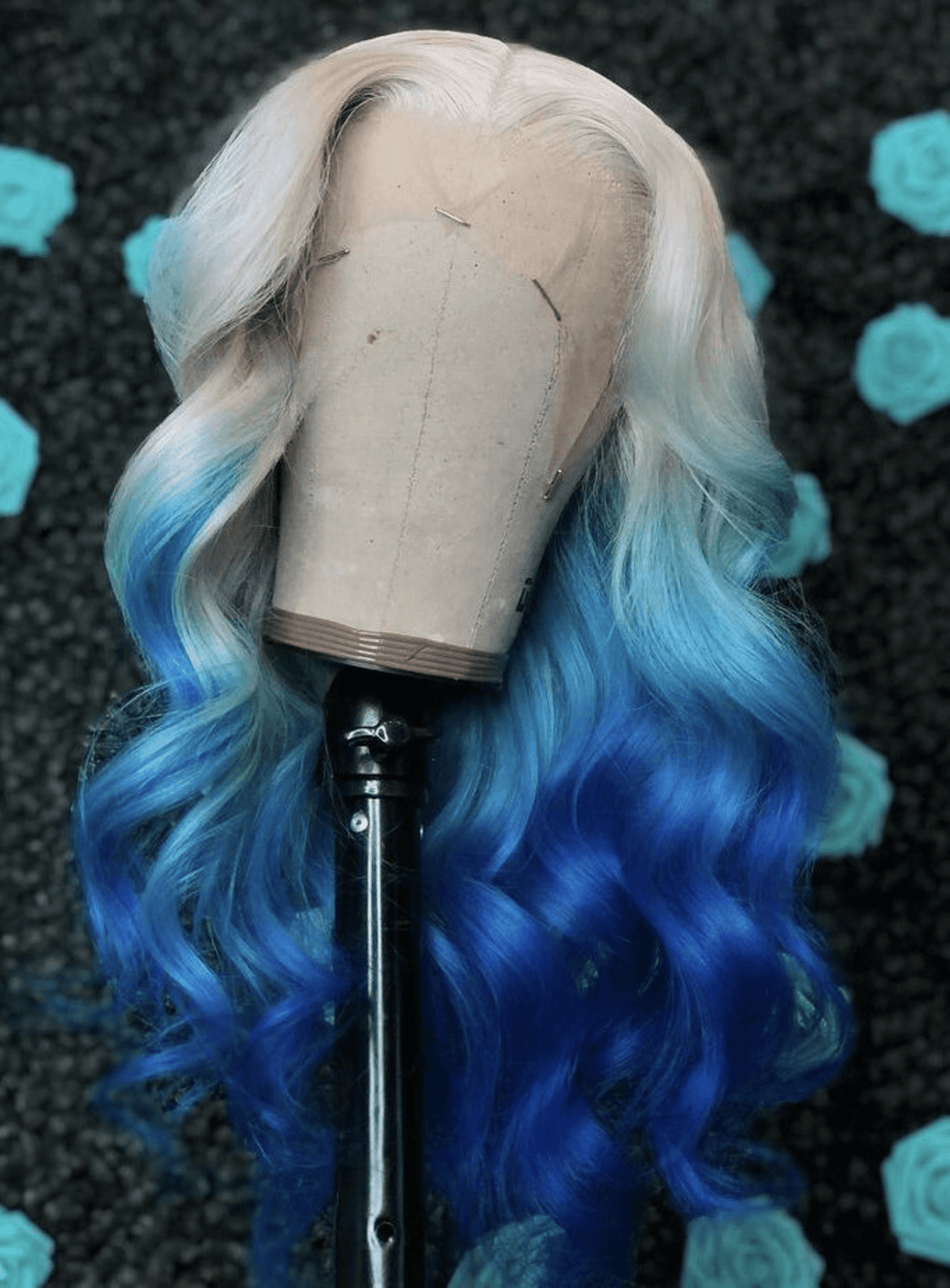 613/Blue  lace wig